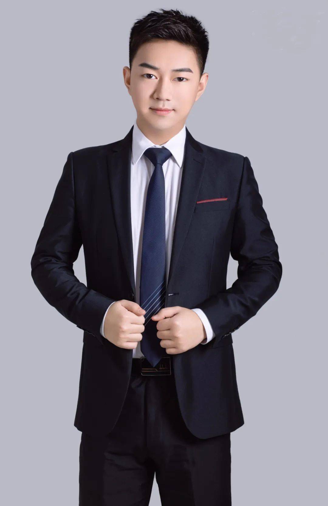 周佳诱 导演 & 创意总监